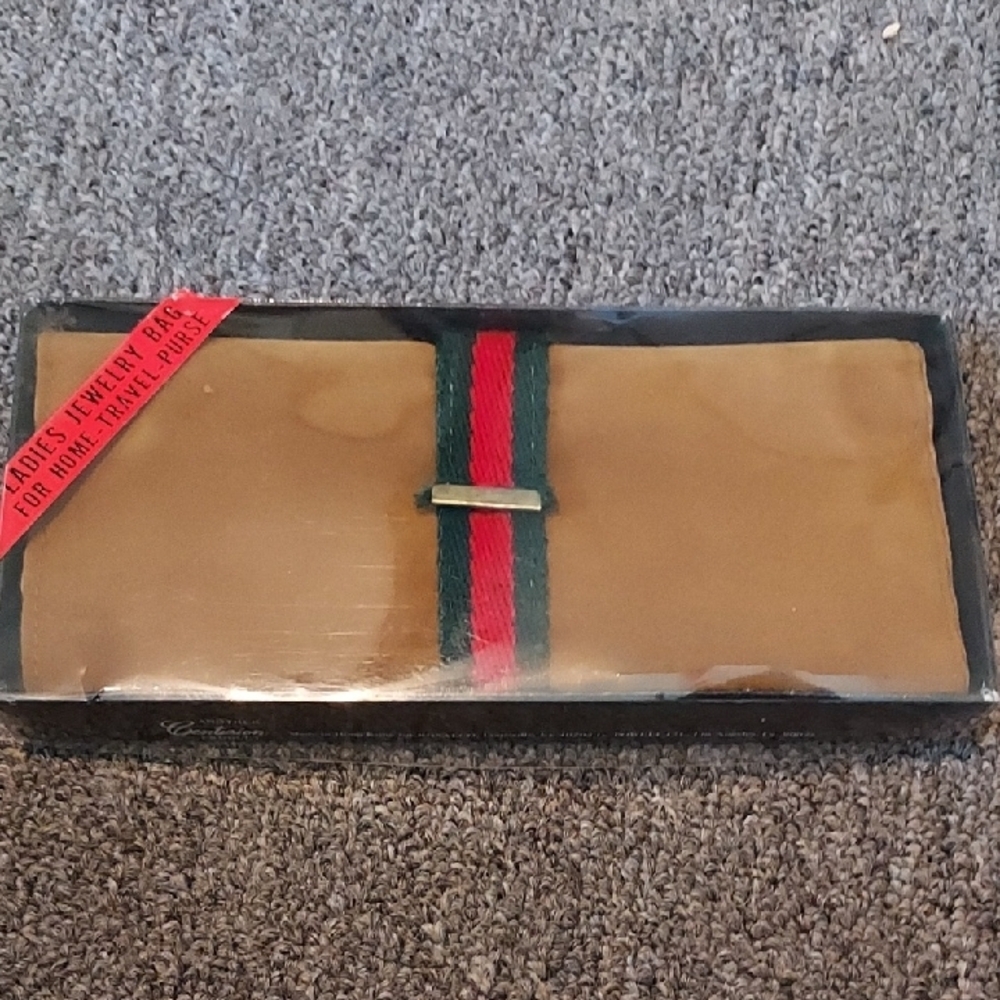 Vintage Hato Hasi Tan Jewelry Organizer with Green and Red Stripe